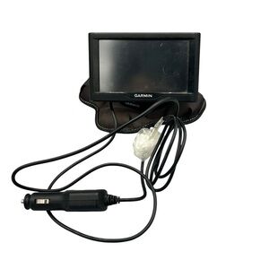 Garmin 5” GPS Navigation System Bundle w/ Charger & Bean Bag Dash Mount